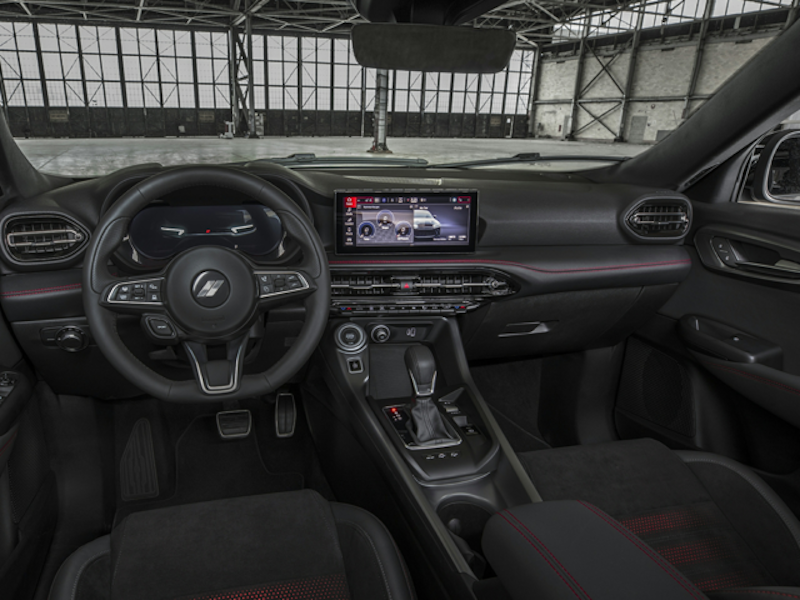 The Interior of a 2024 Dodge Hornet in a warehouse