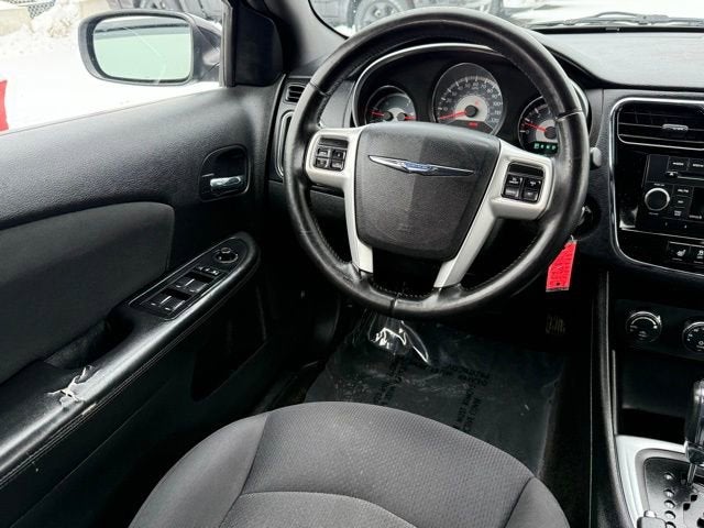 2012 Chrysler 200 Touring