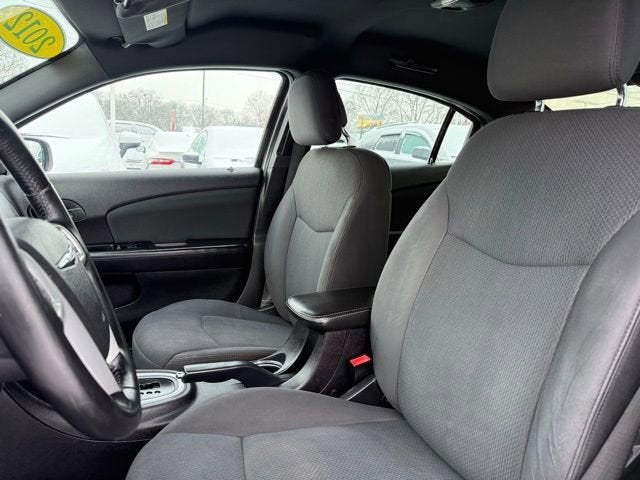 2012 Chrysler 200 Touring