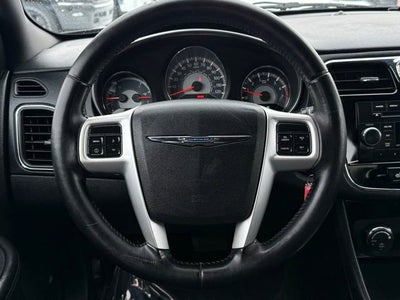 2012 Chrysler 200 Touring