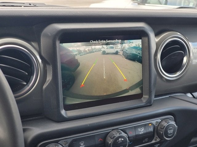 2023 Jeep Wrangler 4-Door Sahara 4x4