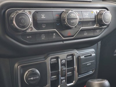 2023 Jeep Wrangler 4-Door Sahara 4x4