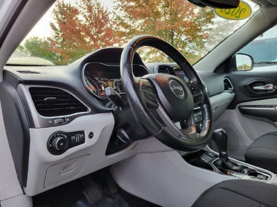2020 Jeep Cherokee Limited FWD