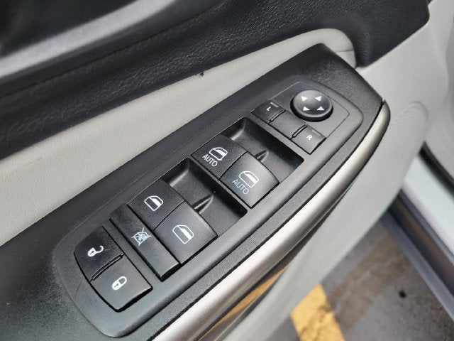 2020 Jeep Cherokee Limited FWD