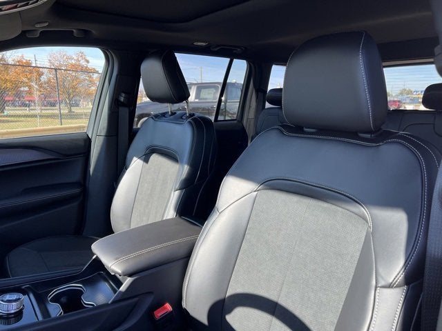 2025 Jeep Grand Cherokee Altitude X 4x4