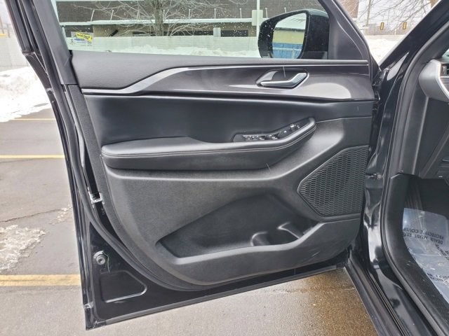 2023 Jeep Grand Cherokee Altitude 4x4