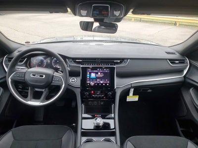 2025 Jeep Grand Cherokee Altitude X 4x4