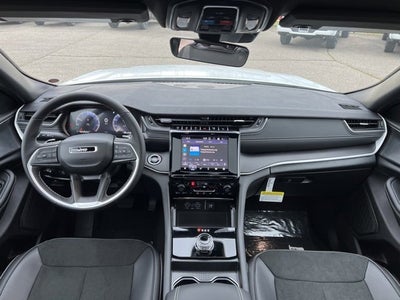 2025 Jeep Grand Cherokee Altitude X 4x4