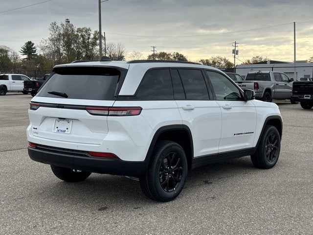 2025 Jeep Grand Cherokee Altitude X 4x4