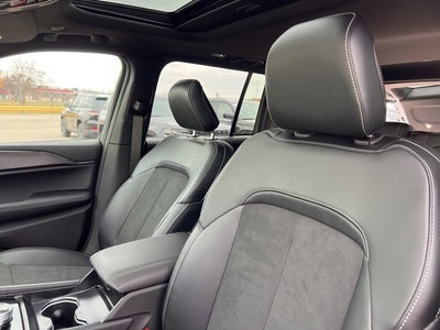 2025 Jeep Grand Cherokee Altitude X 4x4