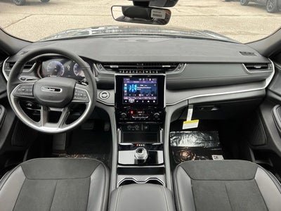 2025 Jeep Grand Cherokee Altitude X 4x4