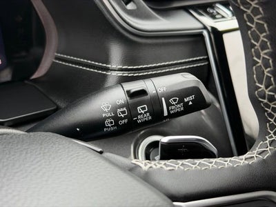 2023 Jeep Grand Cherokee Laredo 4x4