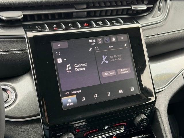 2023 Jeep Grand Cherokee Laredo 4x4