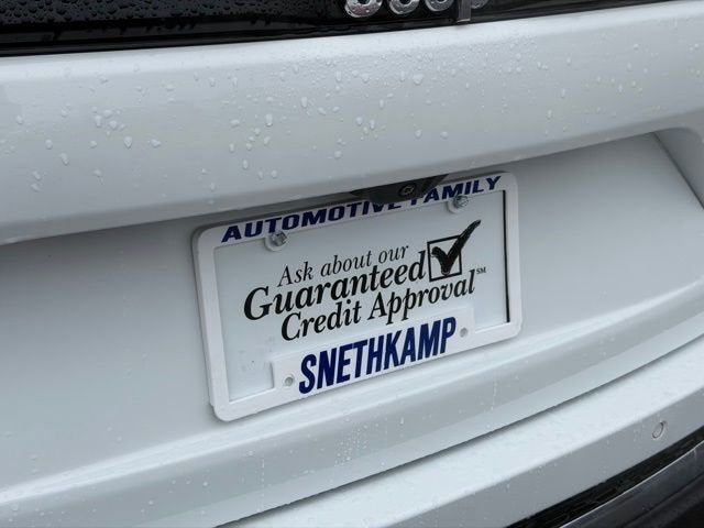 2023 Jeep Grand Cherokee Laredo 4x4