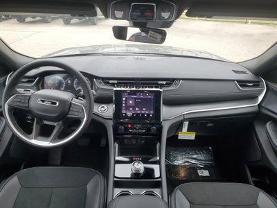 2025 Jeep Grand Cherokee Altitude X 4x4