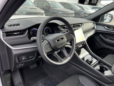 2025 Jeep Grand Cherokee Altitude X 4x4