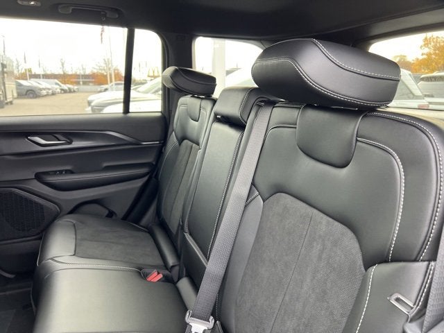 2025 Jeep Grand Cherokee Altitude X 4x4