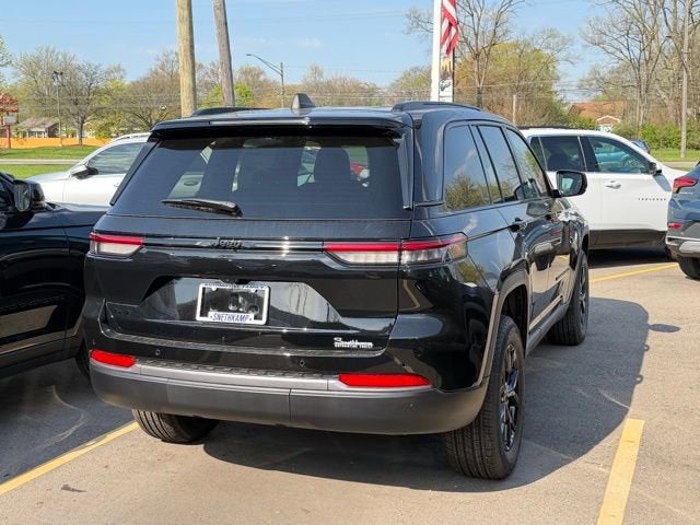 2026 Jeep Grand Cherokee GRAND CHEROKEE LAREDO ALTITUDE 4X4