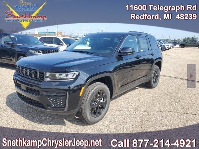 2026 Jeep Grand Cherokee GRAND CHEROKEE LAREDO ALTITUDE 4X4
