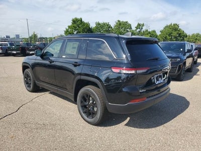 2026 Jeep Grand Cherokee GRAND CHEROKEE LAREDO ALTITUDE 4X4