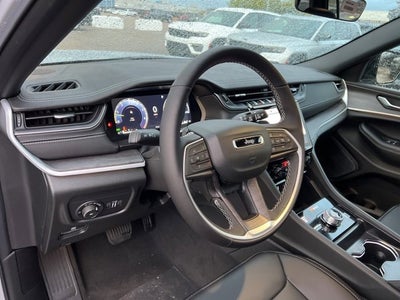 2025 Jeep Grand Cherokee Limited 4x4