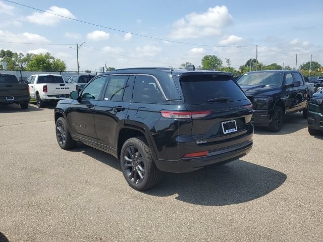2026 Jeep Grand Cherokee GRAND CHEROKEE LIMITED RESERVE 4X4
