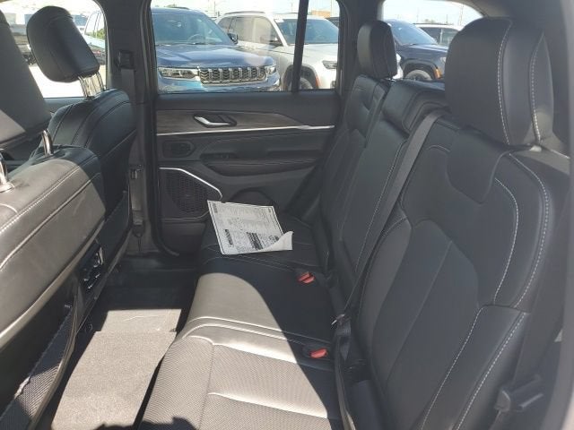 2026 Jeep Grand Cherokee GRAND CHEROKEE LIMITED RESERVE 4X4