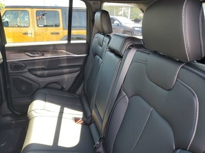 2026 Jeep Grand Cherokee GRAND CHEROKEE LIMITED 4X4