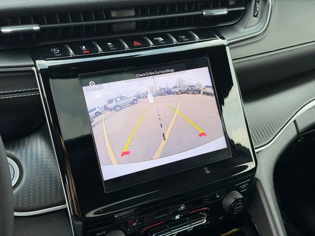 2023 Jeep Grand Cherokee L Altitude 4x4