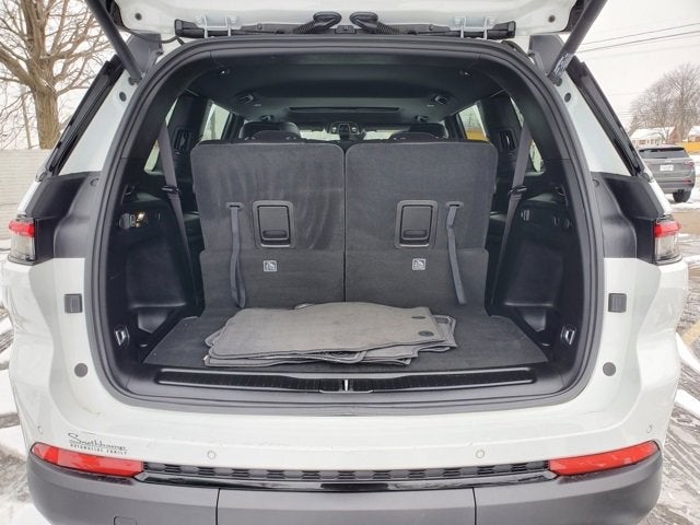 2023 Jeep Grand Cherokee L Altitude 4x4