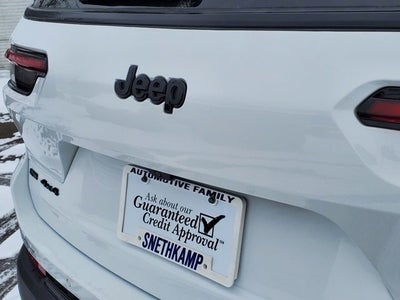 2023 Jeep Grand Cherokee L Altitude 4x4