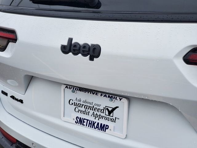 2023 Jeep Grand Cherokee L Altitude 4x4