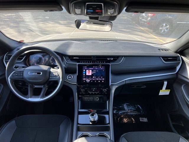 2025 Jeep Grand Cherokee L Altitude X 4x4