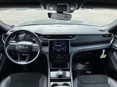 2025 Jeep Grand Cherokee L Altitude X 4x4