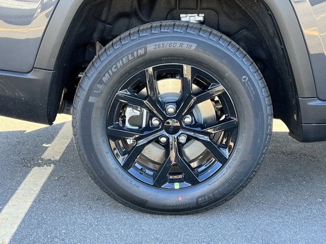 2025 Jeep Grand Cherokee L Altitude X 4x4