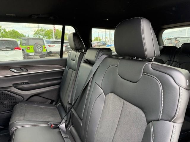 2026 Jeep Grand Cherokee GRAND CHEROKEE L LAREDO ALTITUDE 4X4