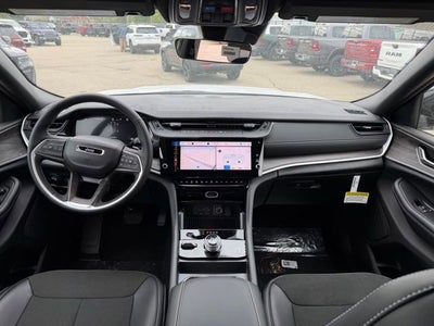 2026 Jeep Grand Cherokee GRAND CHEROKEE L LAREDO ALTITUDE 4X4