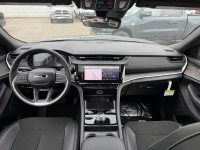 2026 Jeep Grand Cherokee GRAND CHEROKEE L LAREDO ALTITUDE 4X4