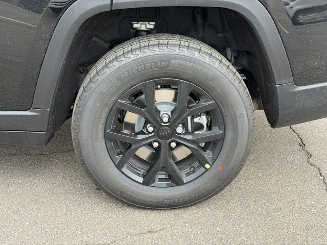 2026 Jeep Grand Cherokee GRAND CHEROKEE L LAREDO ALTITUDE 4X4