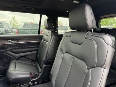 2026 Jeep Grand Cherokee GRAND CHEROKEE L LIMITED 4X4