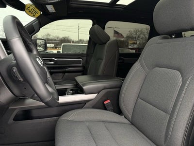 2023 RAM 1500 Big Horn Crew Cab 4x4 5'7' Box