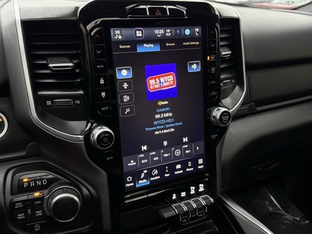 2023 RAM 1500 Big Horn Crew Cab 4x4 5'7' Box