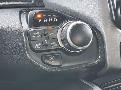 2019 RAM 1500 Big Horn/Lone Star Crew Cab 4x4 5'7' Box