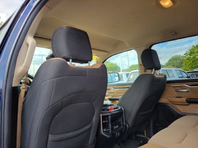 2019 RAM 1500 Big Horn/Lone Star Crew Cab 4x4 5'7' Box