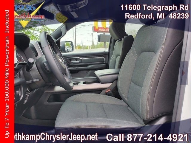 2022 RAM 1500 Big Horn Crew Cab 4x4 5'7' Box