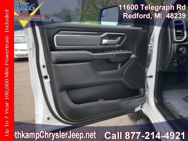 2022 RAM 1500 Big Horn Crew Cab 4x4 5'7' Box