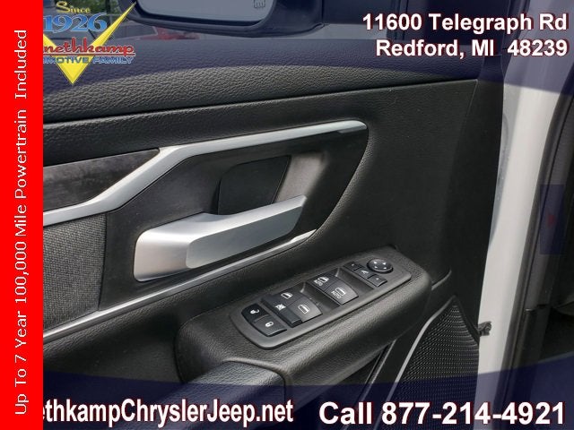 2022 RAM 1500 Big Horn Crew Cab 4x4 5'7' Box