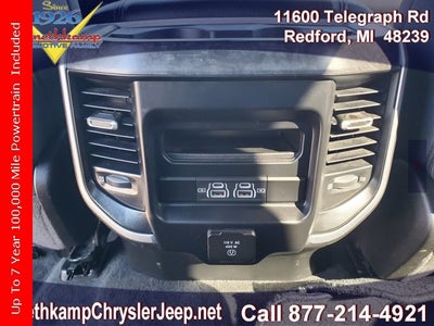 2022 RAM 1500 Big Horn Crew Cab 4x4 5'7' Box