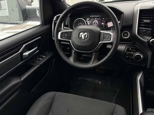 2023 RAM 1500 Big Horn Crew Cab 4x4 5'7' Box