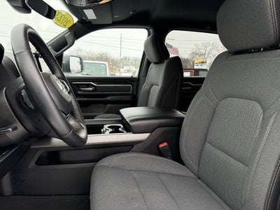 2023 RAM 1500 Big Horn Crew Cab 4x4 5'7' Box